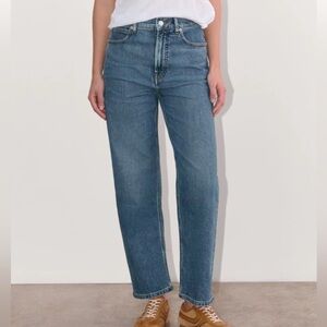 Everlane Women's Straight Leg Jeans in Blue Size 27R​